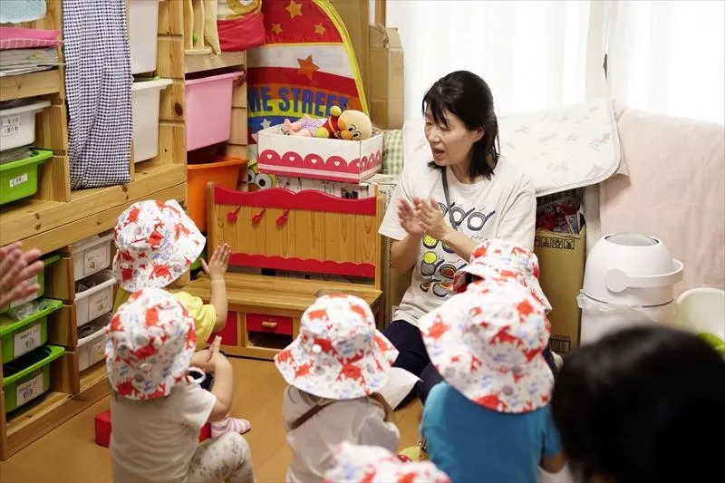 子どもの成長を見守る保育士募集中